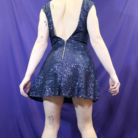 Tobi Sequin Cocktail Dress - Picture 3 of 4